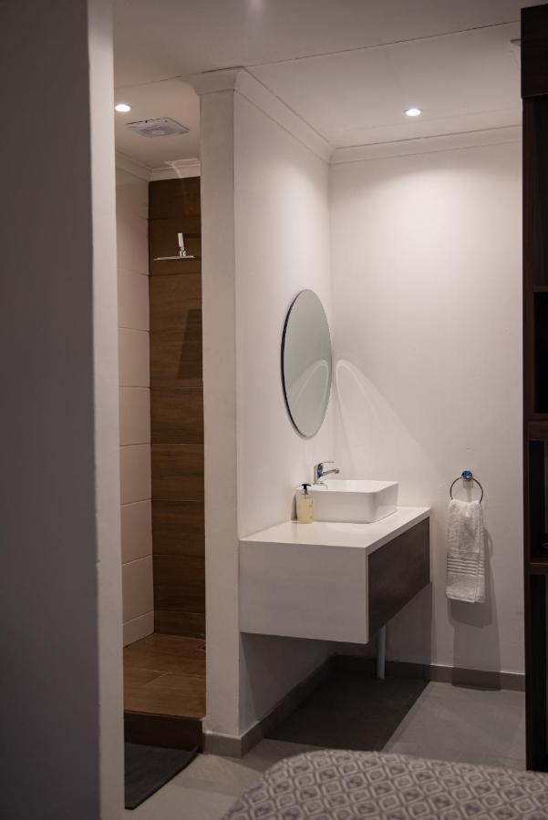 The Royal Bryanston Hotel Johannesburg Bagian luar foto