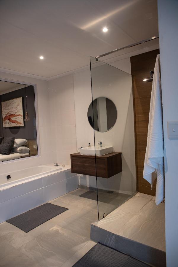 The Royal Bryanston Hotel Johannesburg Bagian luar foto