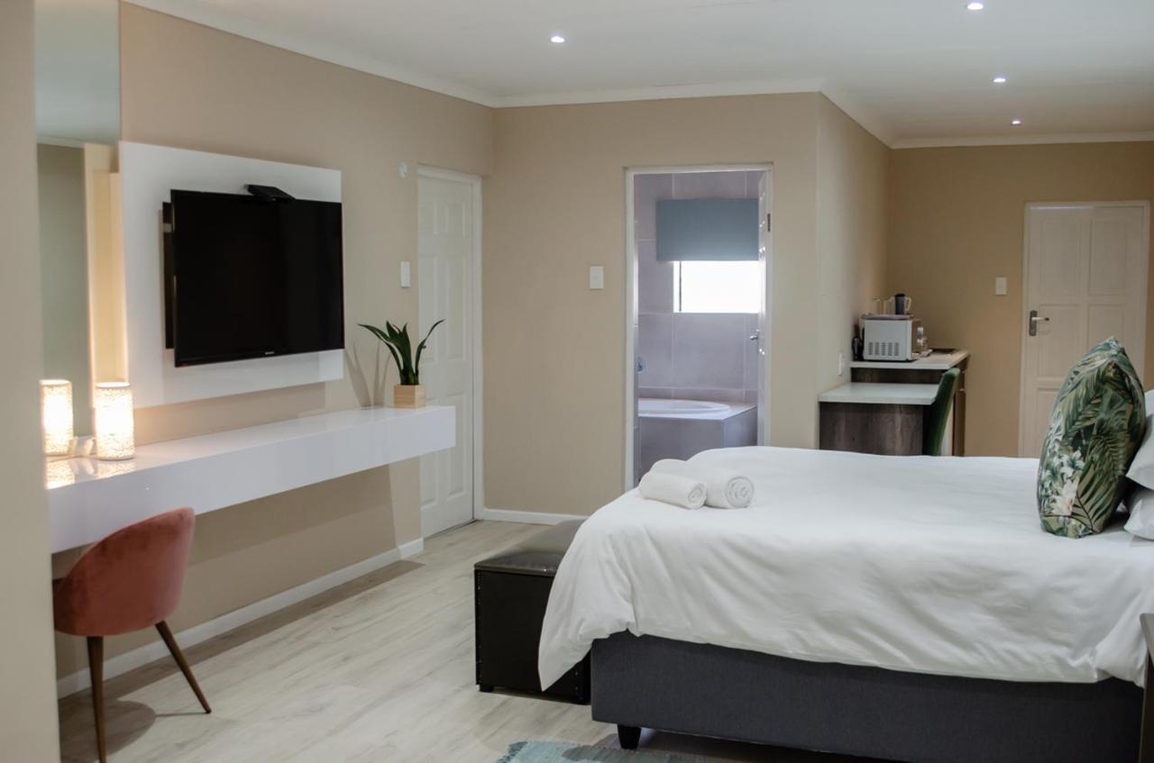 The Royal Bryanston Hotel Johannesburg Bagian luar foto