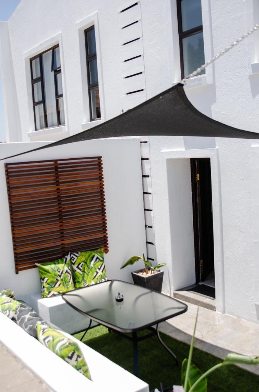 The Royal Bryanston Hotel Johannesburg Bagian luar foto