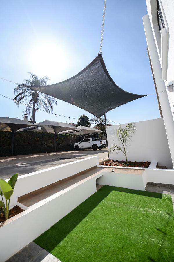 The Royal Bryanston Hotel Johannesburg Bagian luar foto